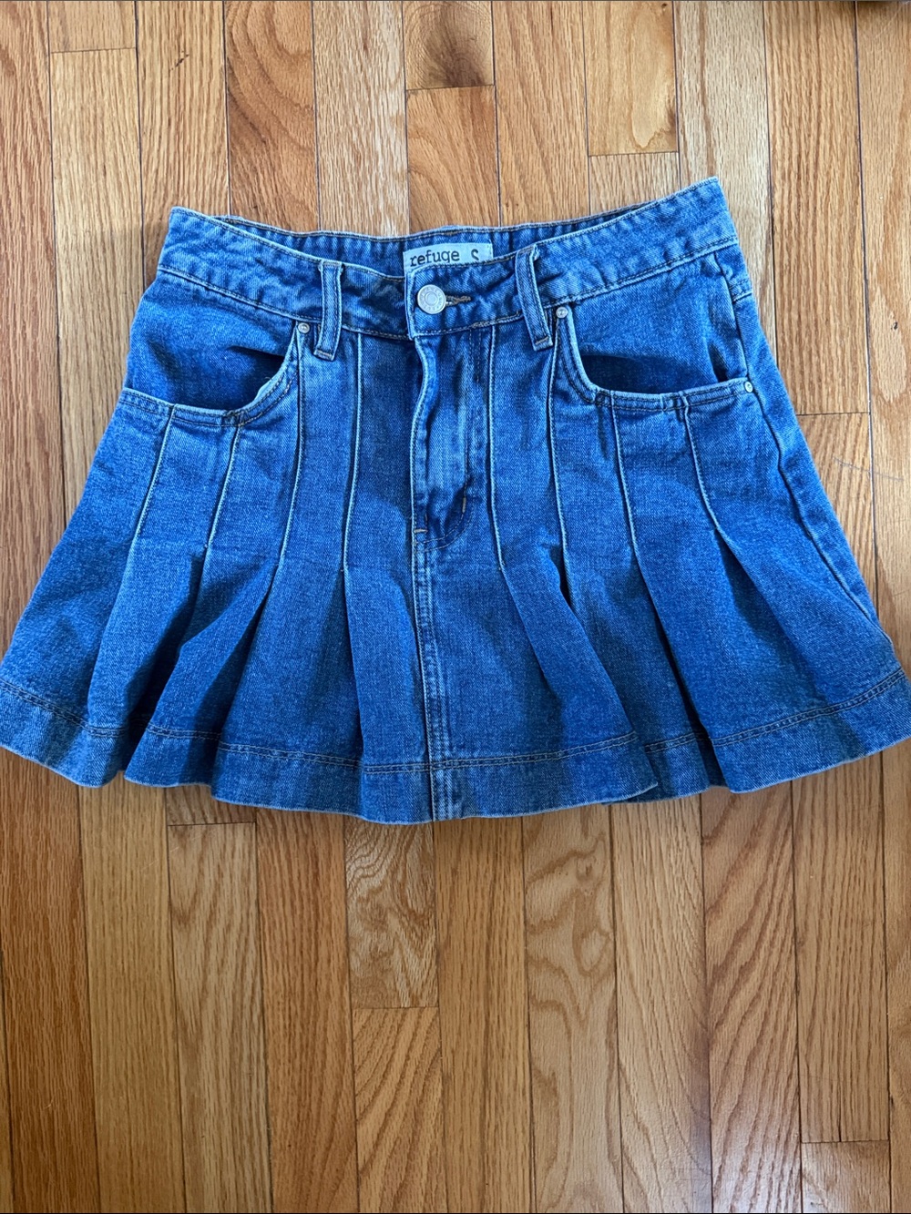 refuge Blue Pleated Denim Mini Skirt